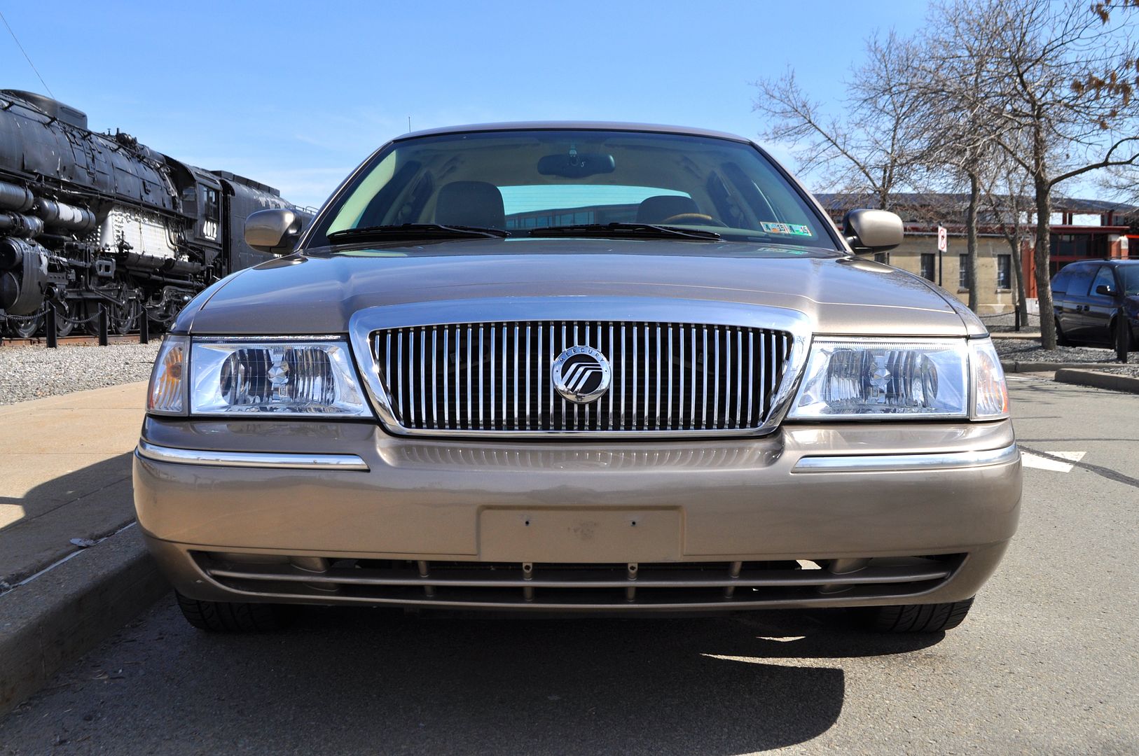 Buy used 2005 Mercury Grand Marquis Ultimate 34k Orig Miles 18" Alloys